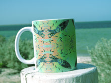 Load image into Gallery viewer, Green Squid Pattern Art Mug
